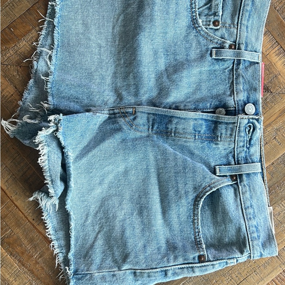 Levi's Light Blue HR Jean Shorts (29)